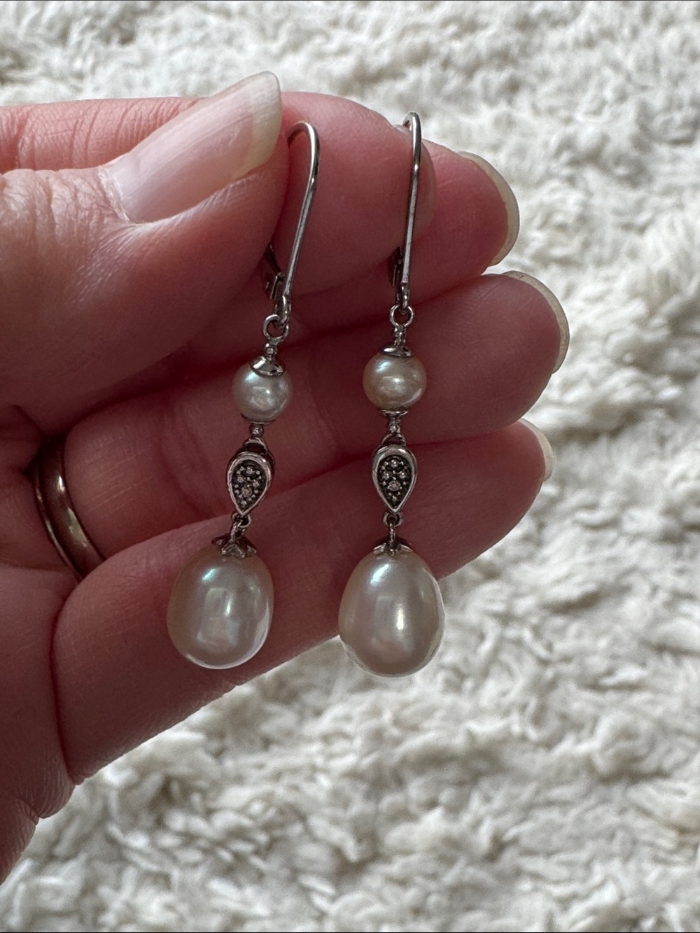 Sterling Silver Pearl‎ and Diamond Earrings